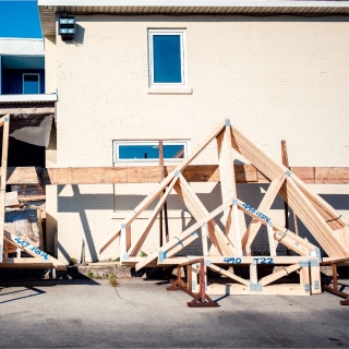 How To Install Roof Trusses Depending On The Length?