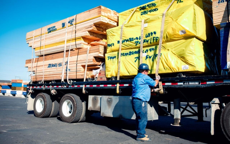 Trucks & Delivery
